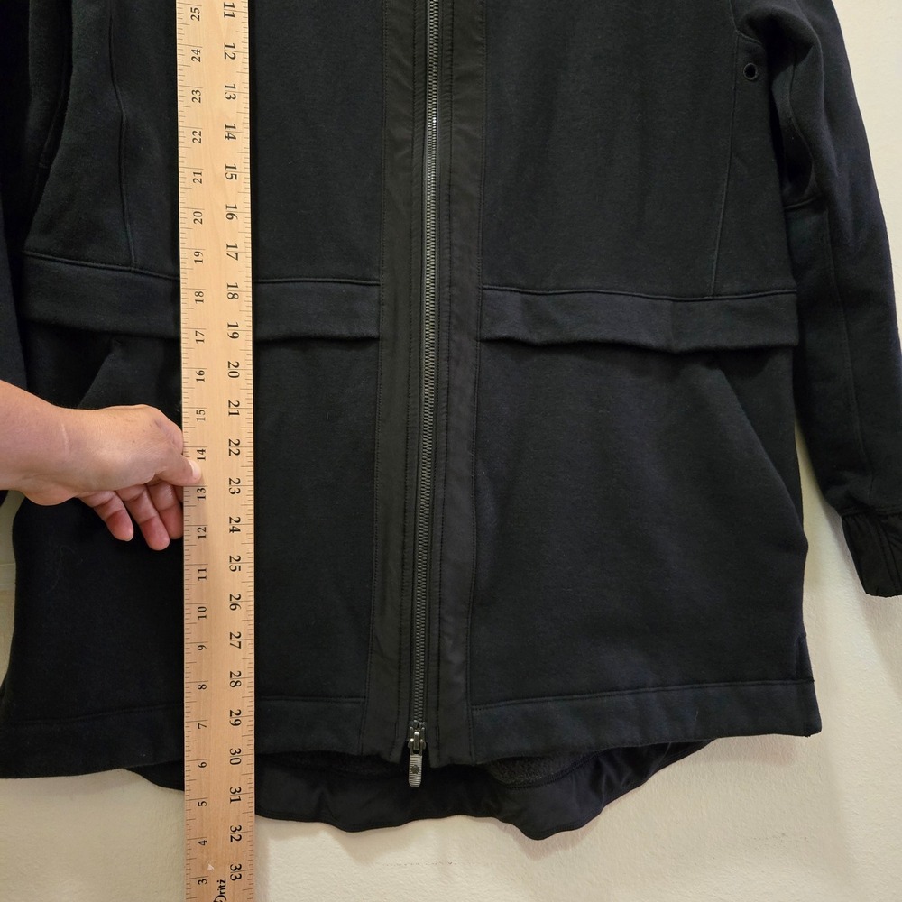Lululemon Jacket size 12 "Light as Warmth" Jacket Drawstring Waist - Picture 7 of 13